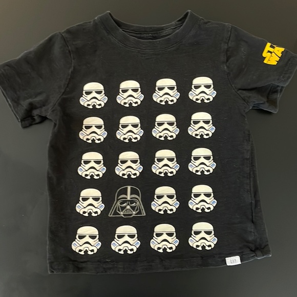 Glow in the Dark Gap Star Wars T-shirt. - Picture 1 of 4